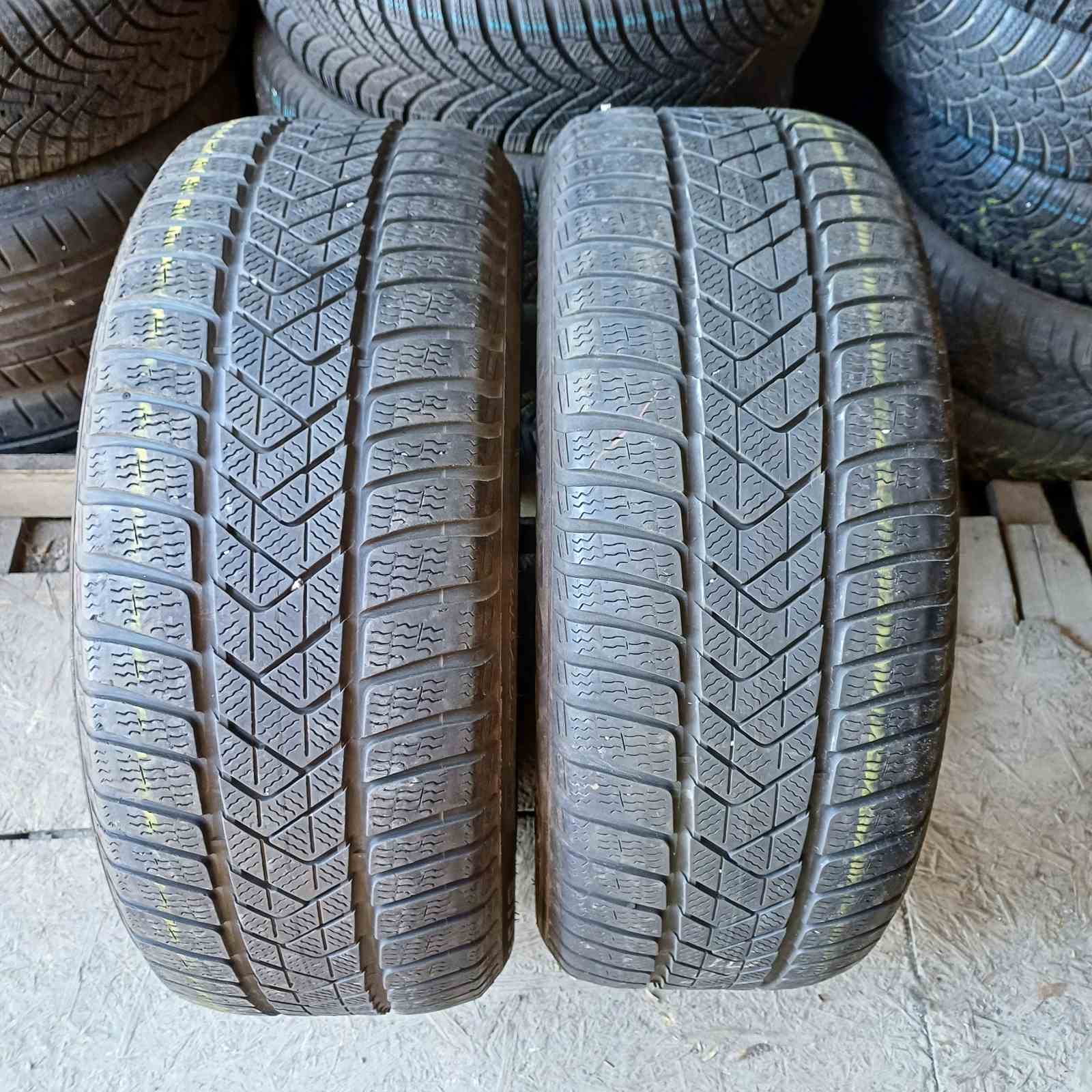 PIRELLI WINTER SOTTOZERO 3 245/45R18